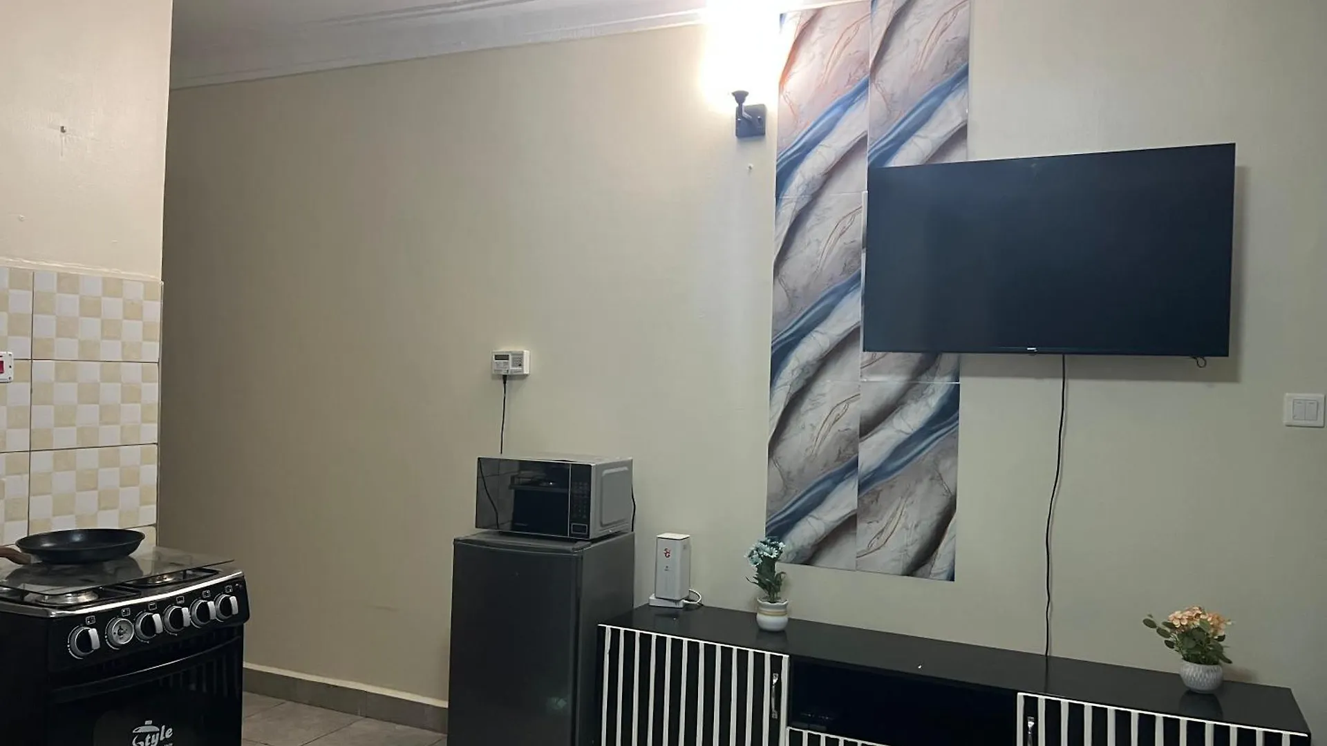 Rokans Nest Lovely Condo 1Bedroom Kira, Kampala Apartment
