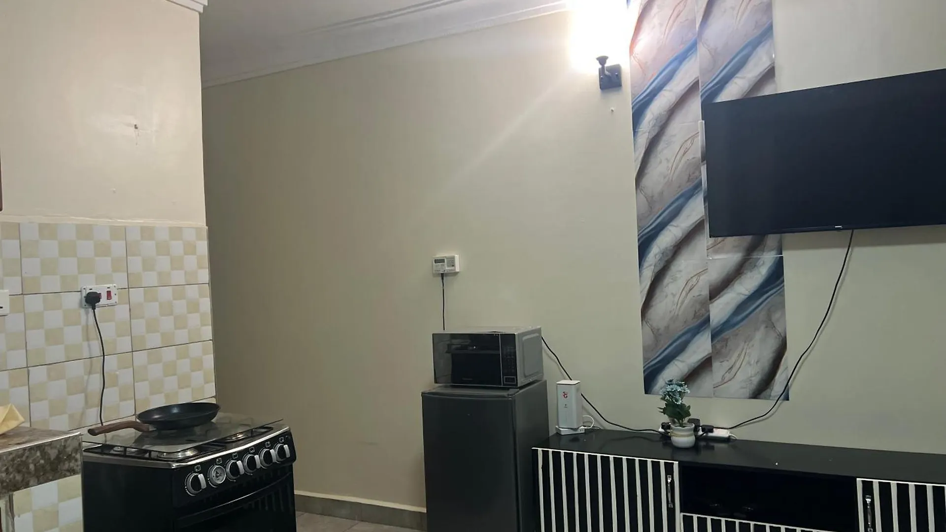 Apartment Rokans Nest Lovely Condo 1Bedroom Kira, Kampala Uganda
